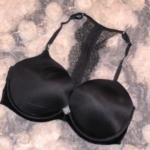 Victoria’s Secret 36D Push Up Bombshell Bra